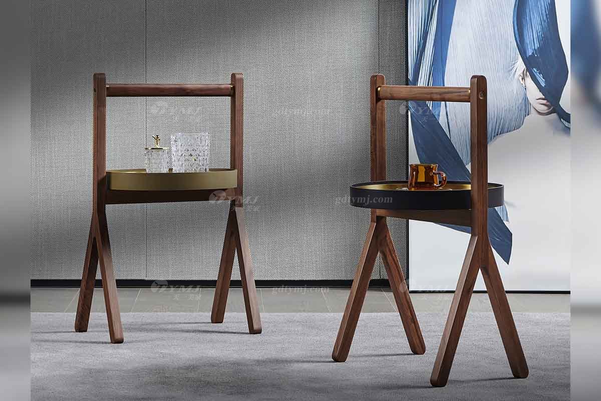 時尚輕奢家具現(xiàn)代高檔別墅家具品牌北美黑胡桃實(shí)木+馬鞍皮藝休閑幾CT-12休閑幾場景