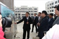 河南省委常委、常務副省長李克、副省長王艷玲到信陽天一美家產業園參觀指導